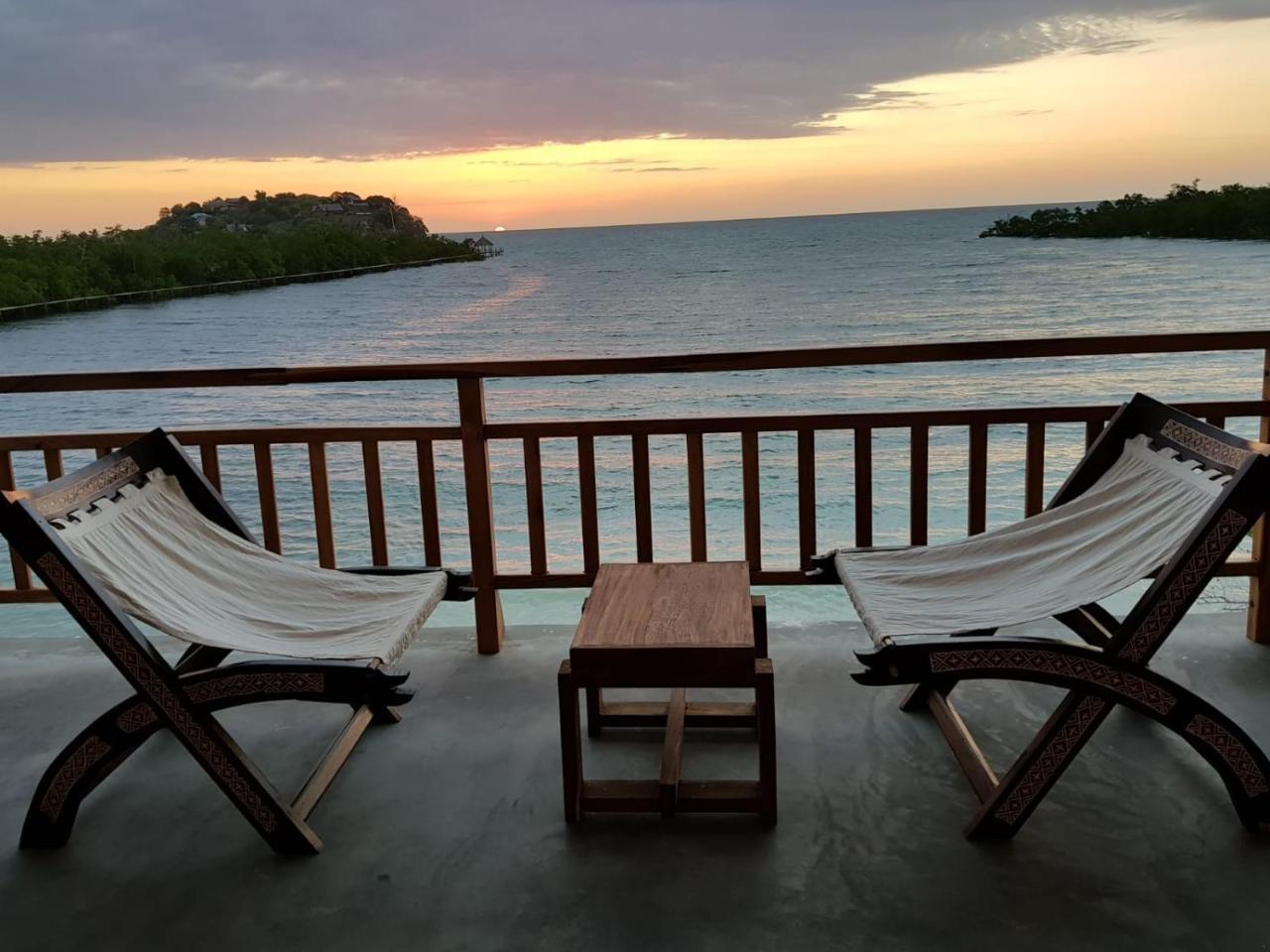 Emeraude Lodge 안딜라나 외부 사진