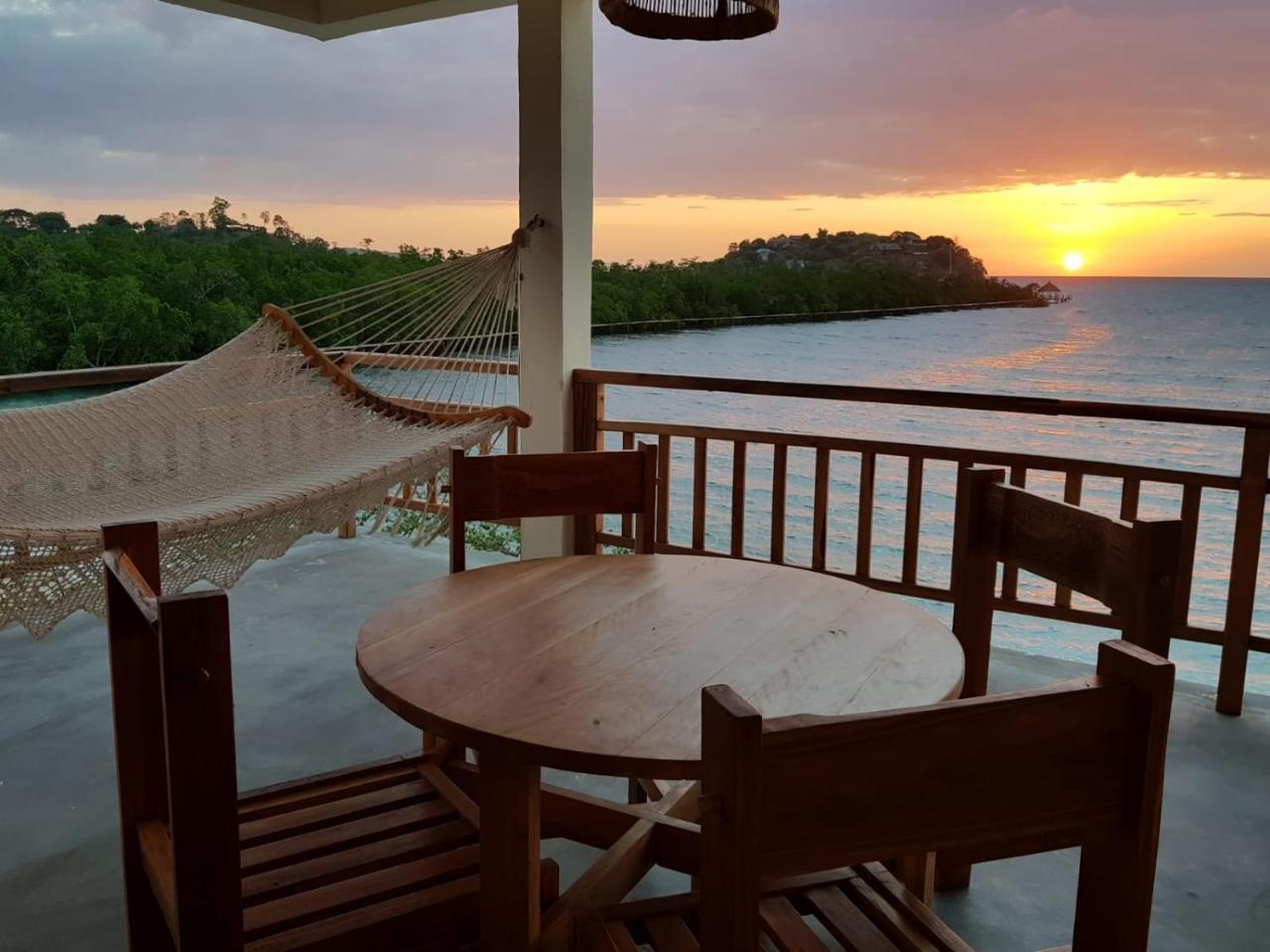 Emeraude Lodge 안딜라나 외부 사진